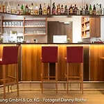 伦纳酒店 酒店 3*