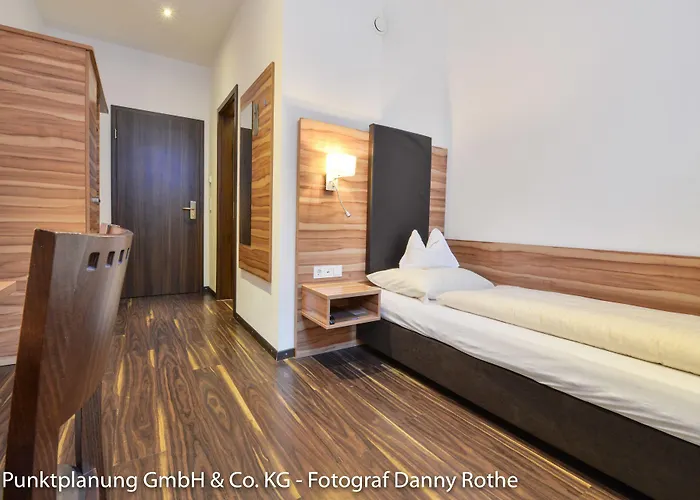 Hotel-renner Hotel 3*