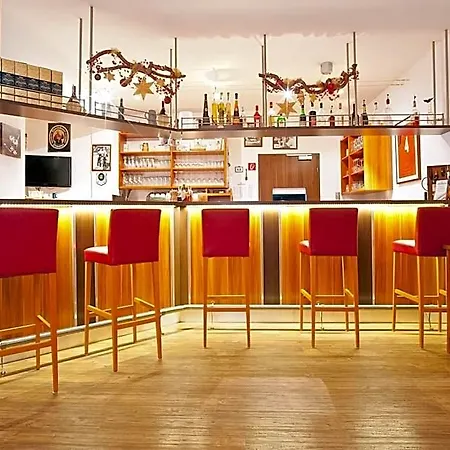 伦纳酒店 酒店 Buchbach