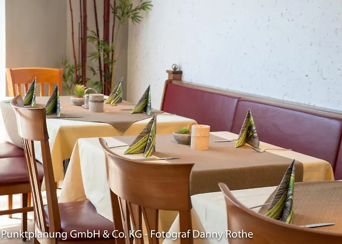 Hotel Hotel-renner 3*